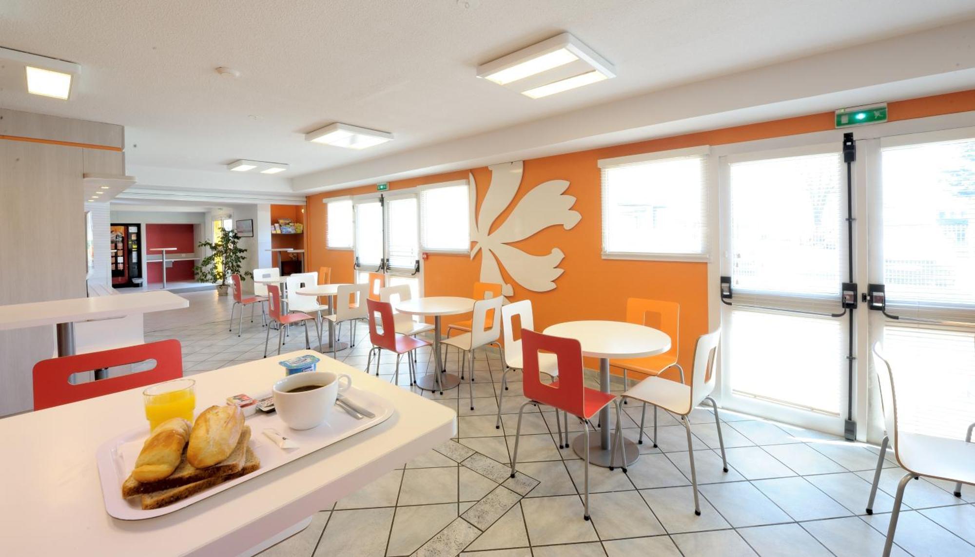 肯尼迪会展公园酒店 塔布 外观 照片